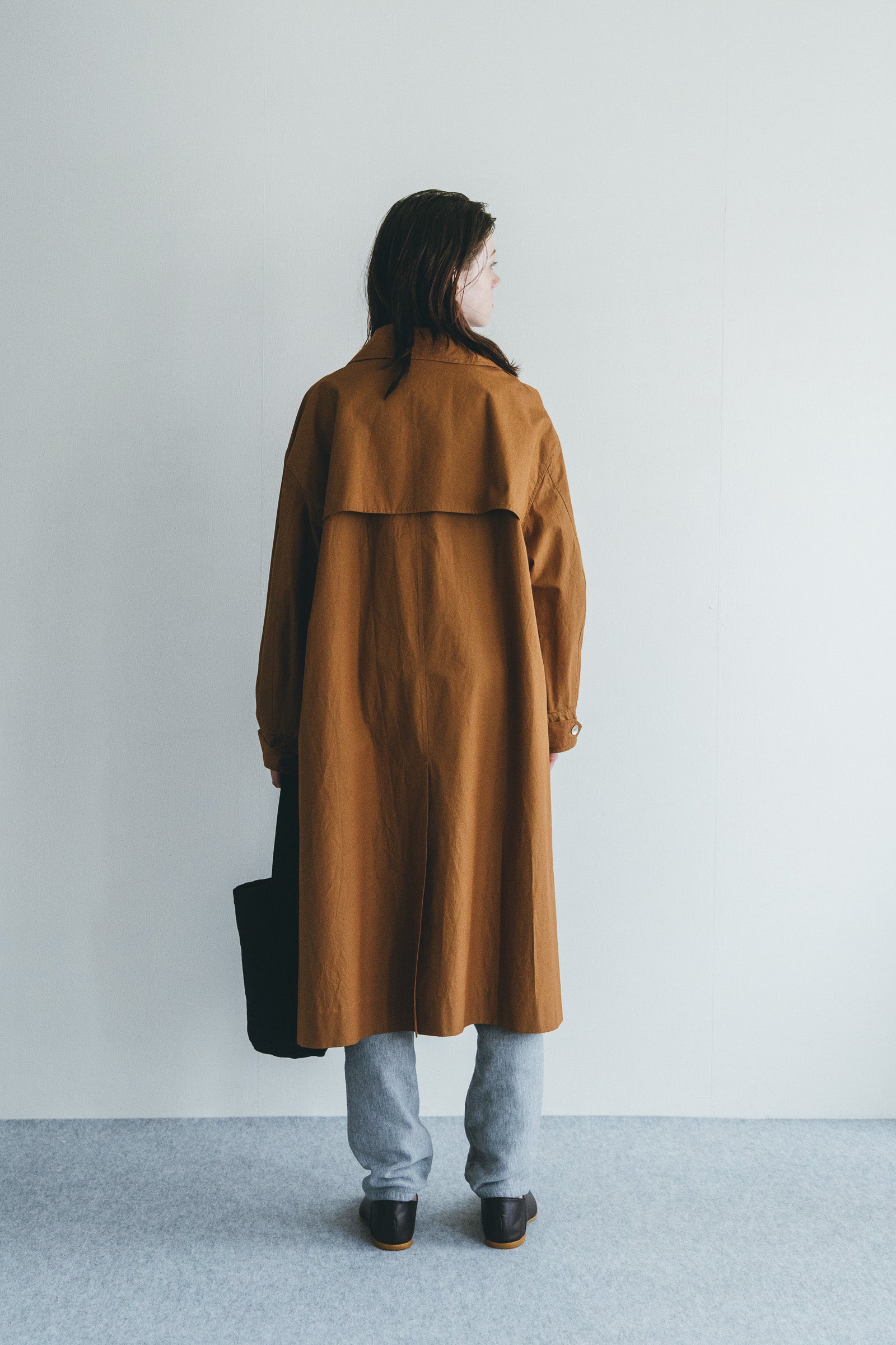 Women Pointed Collar Buttoned Long Coat - Amber