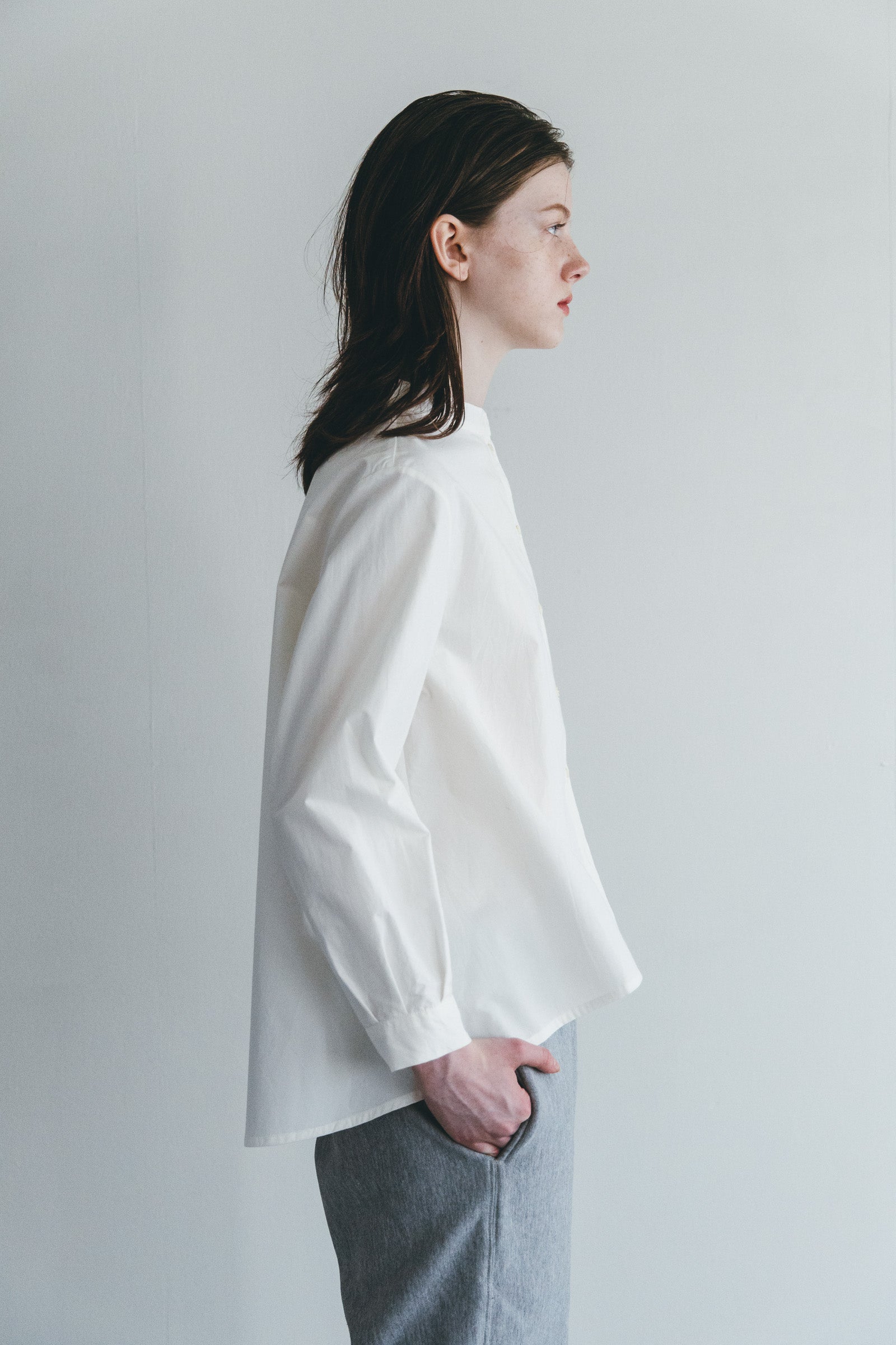 Women Round Collar Buttoned Long Sleeve Shirt - Off White