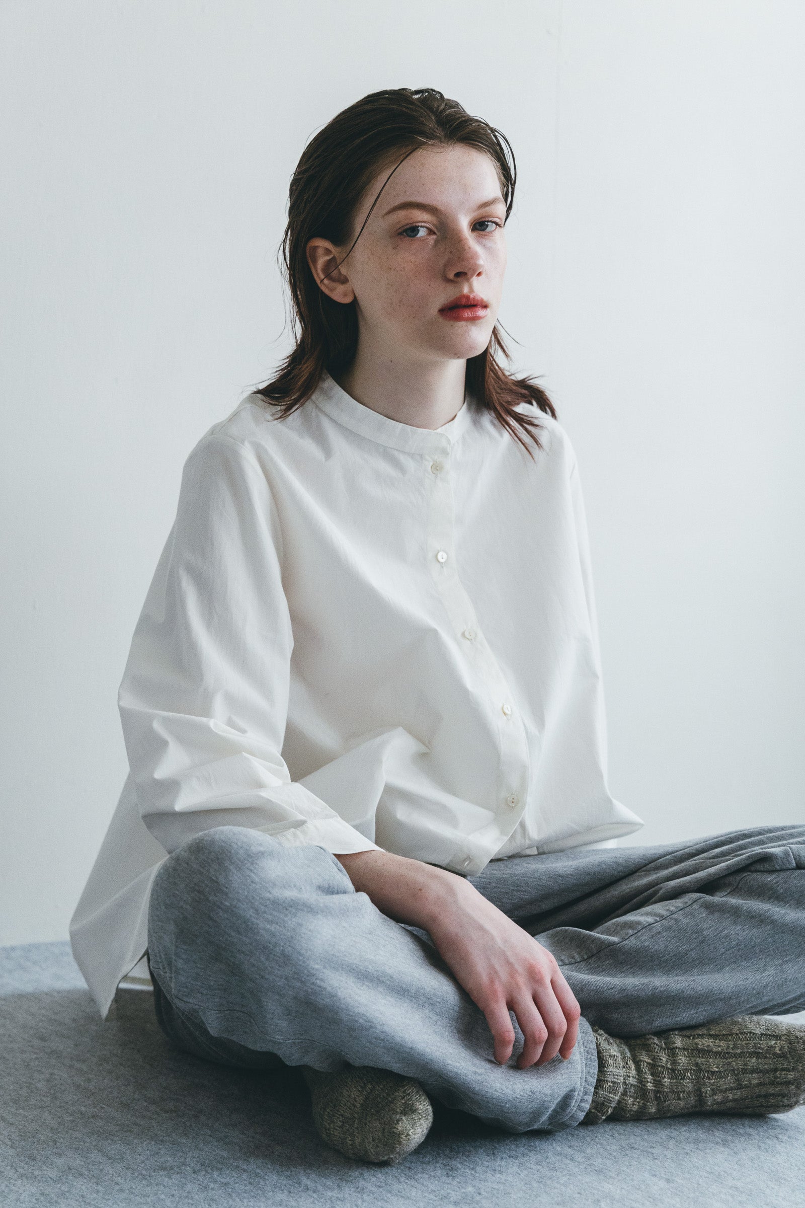 Women Round Collar Buttoned Long Sleeve Shirt - Off White