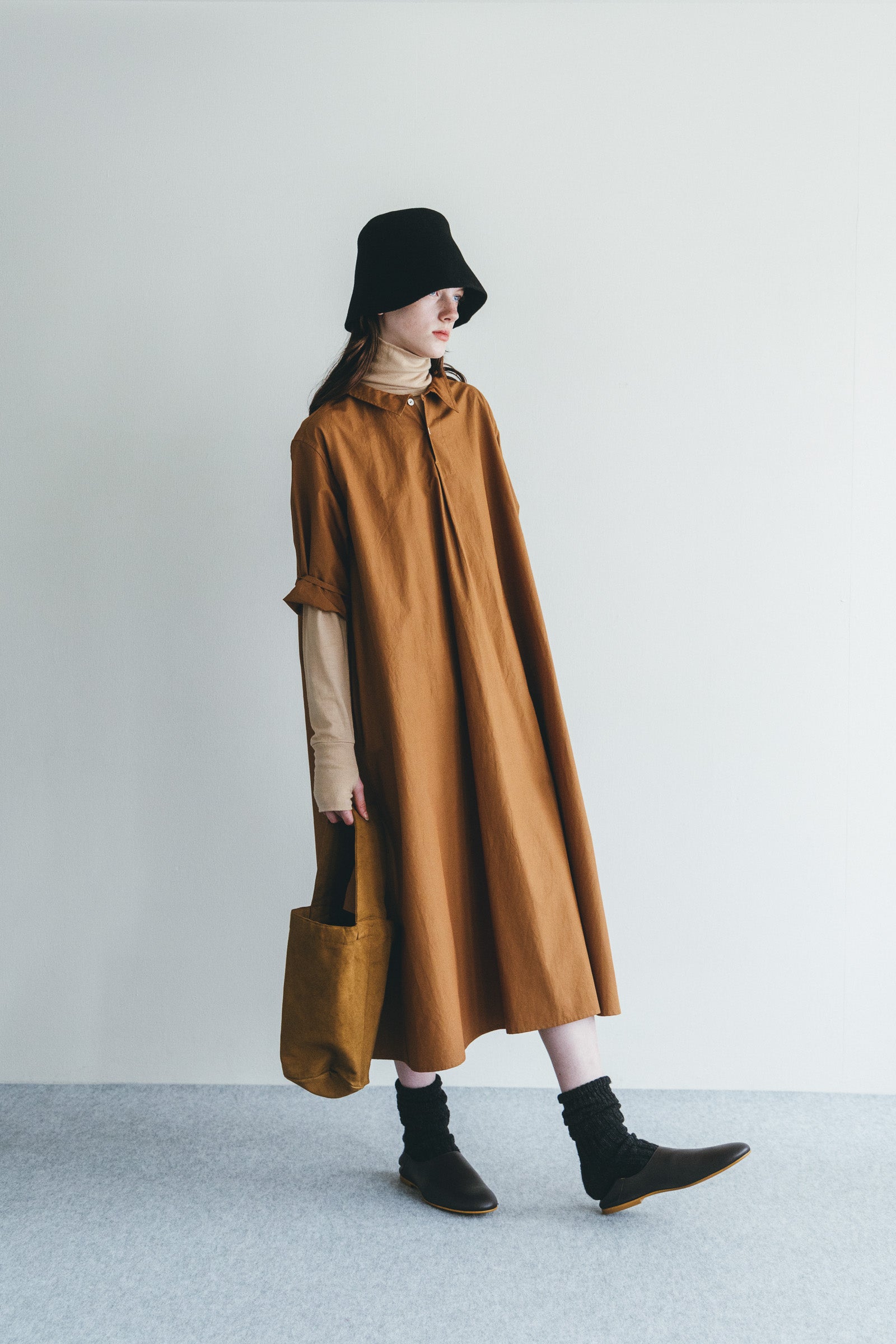 Women Pointed Collar Cotton Long Dress - Amber