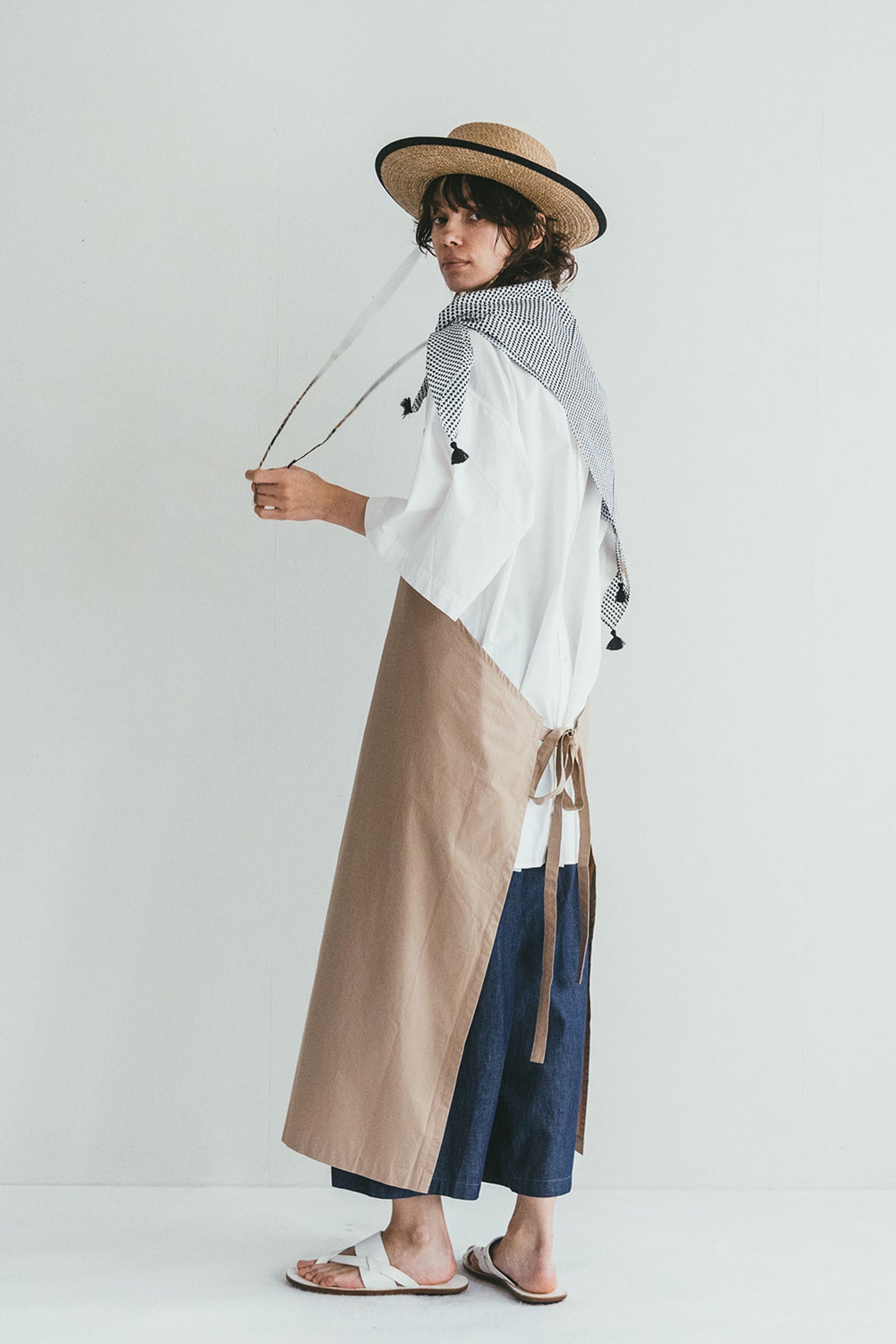 Heavy Cotton Sturdy Unisex Apron with Pocket - Beige