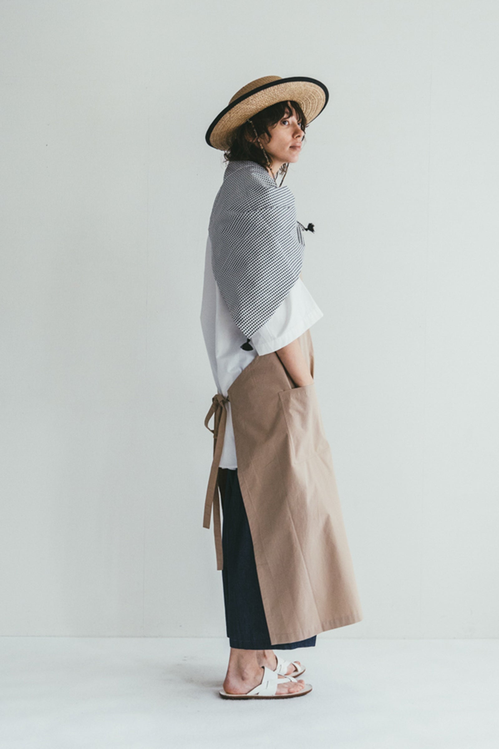 Cotton Square Scarf - Print Black Arrow