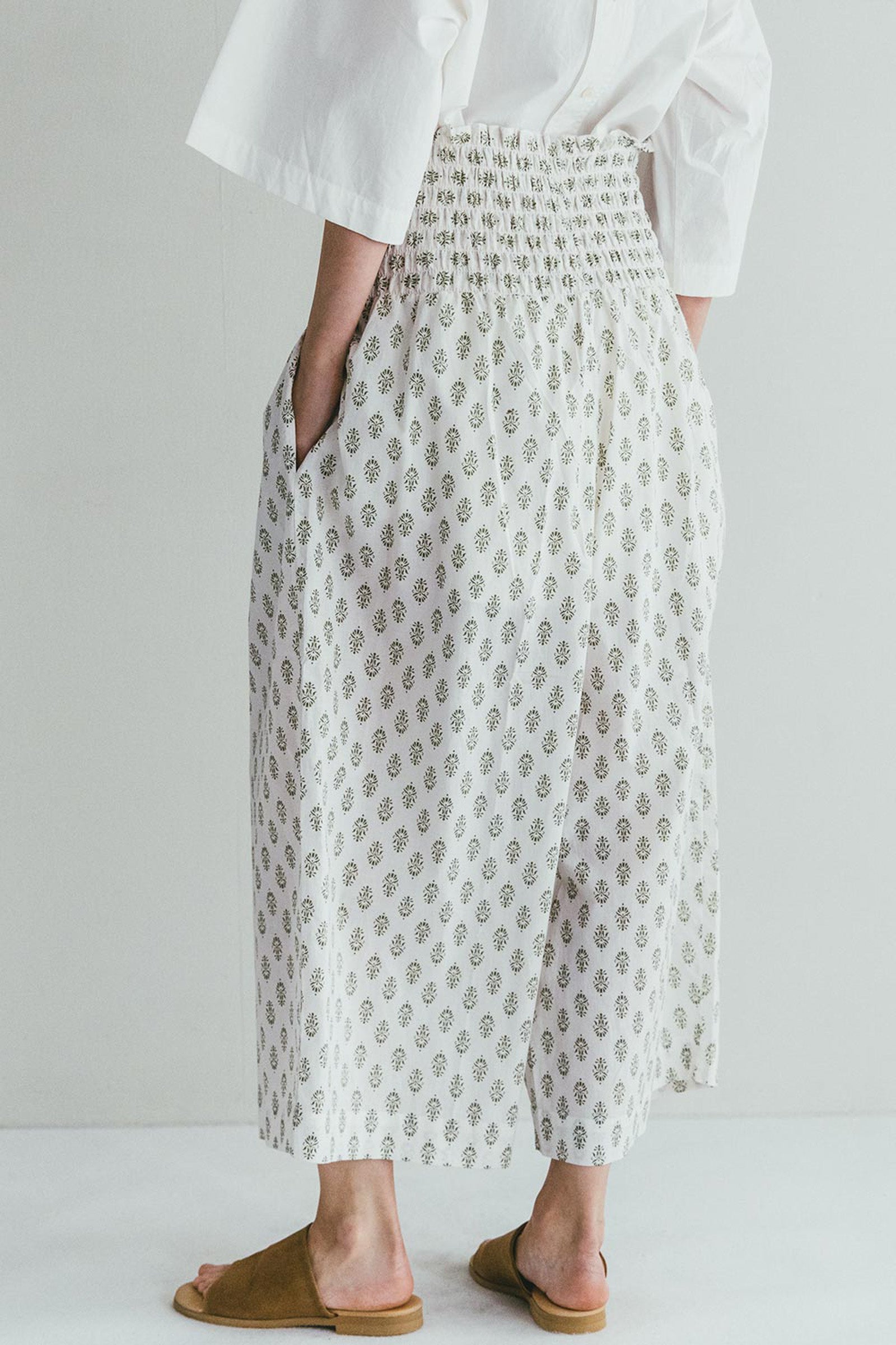 Women Cotton Shiring Pants - Print Sage Green