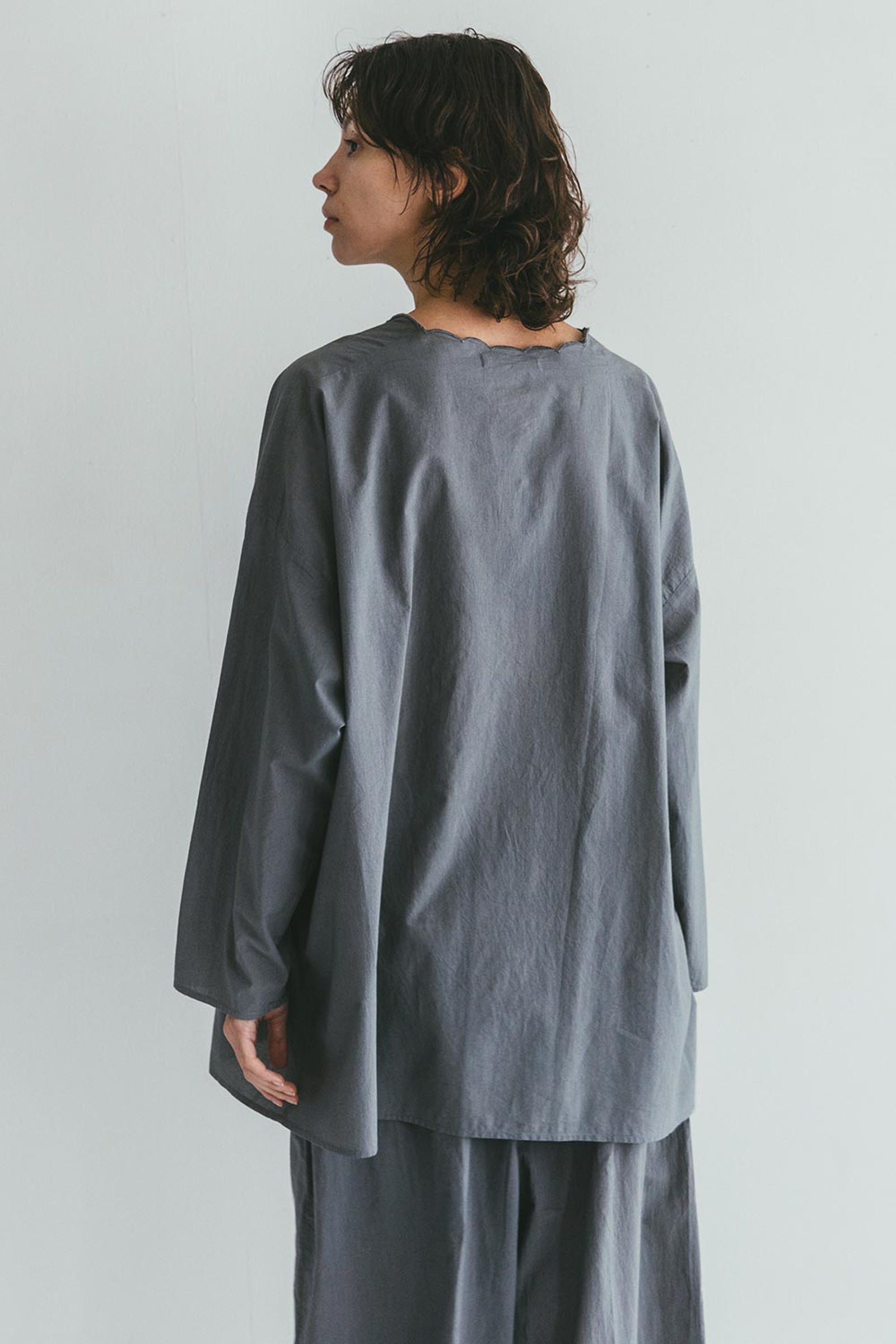 Casual Scallop Collar Shirt - Grey