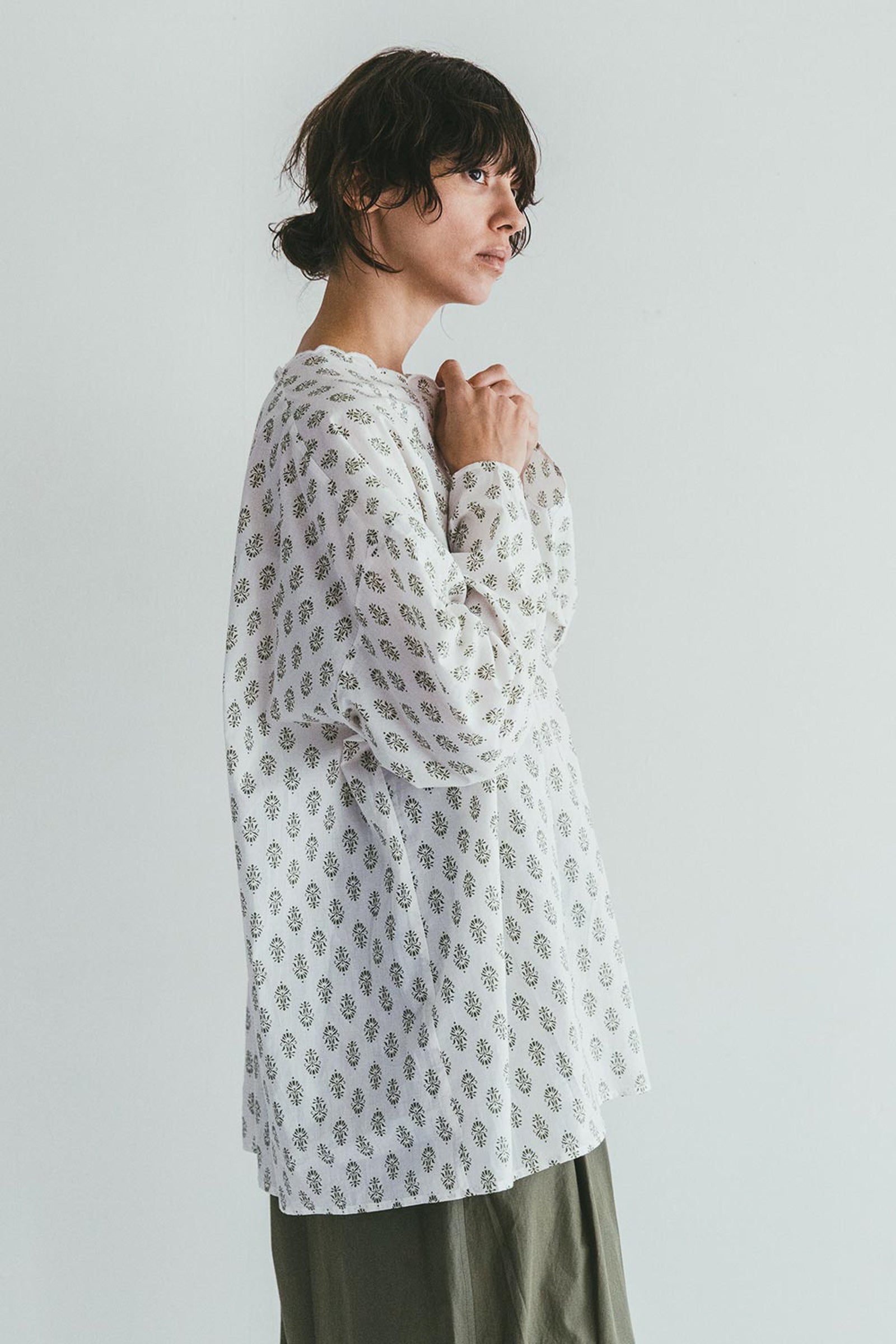 Casual Scallop Collar Shirt - Print Sage