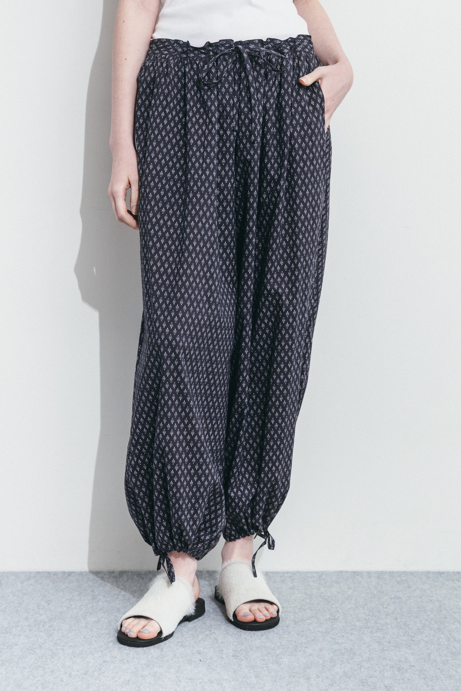 Terri Pants Tree Navy
