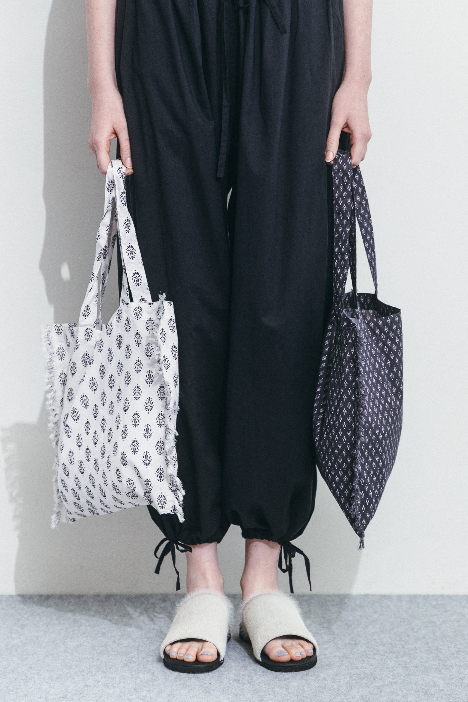 SIUN BAG LILIY BLACK