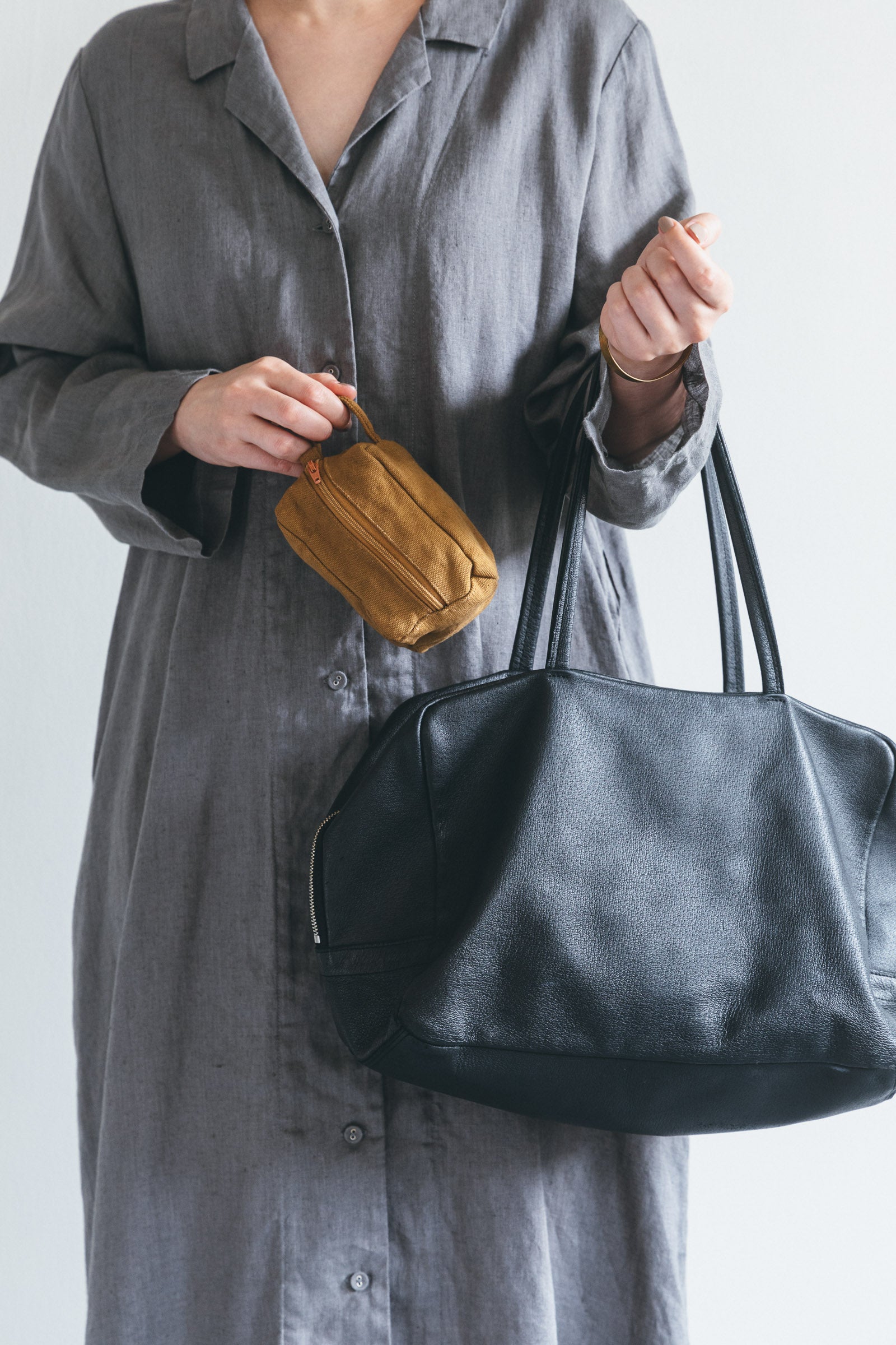 Cotton Canvas Pouch with zipper - Amber