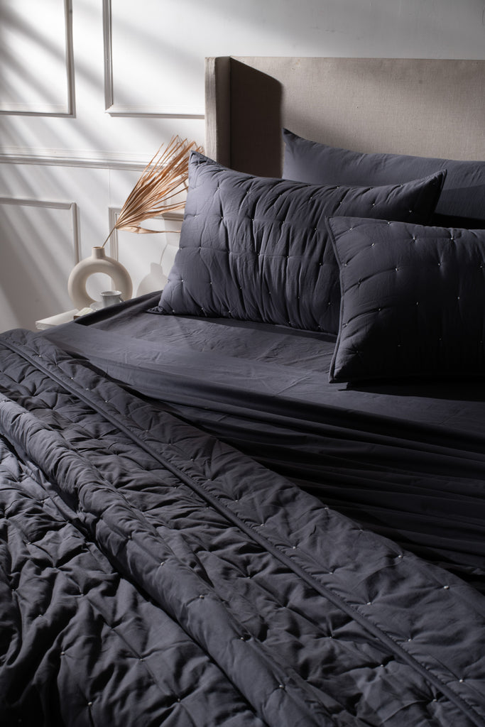 French Knot Organic Cotton Quilts (Charcoal)